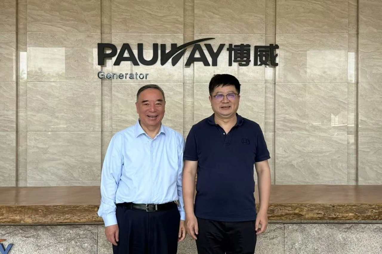 中國(guó)上(shàng)市(shì)公司協會(huì)會(huì)長(cháng)宋志(zhì)平一(yī)行(xíng)莅臨博威發電(diàn)機(jī)組工(gōng)廠(chǎng)，共繪高(gāo)端電(diàn)力能(néng)源出海(hǎi)新藍(lán)圖